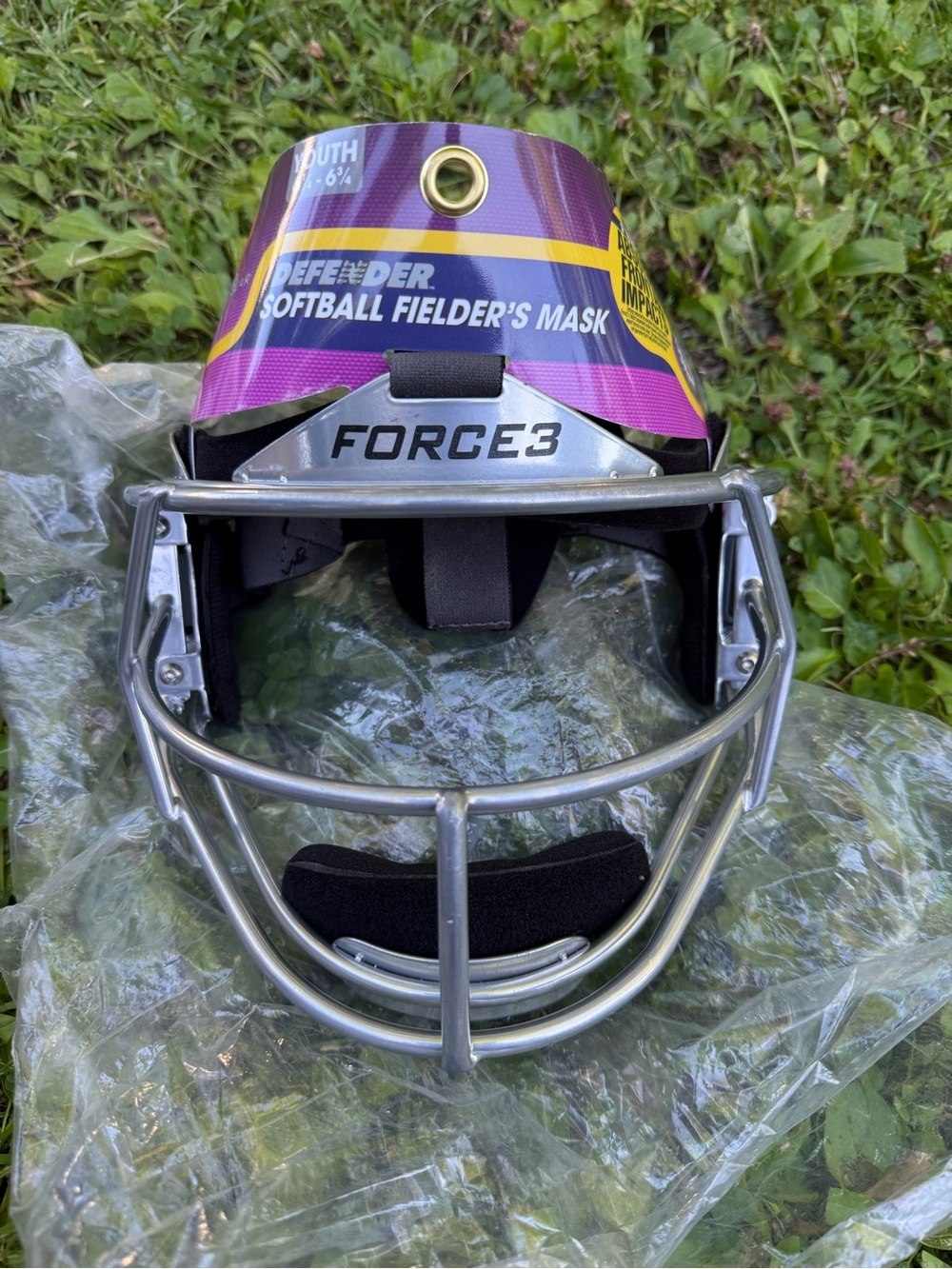 Force 3 Softball Fielder's Mask for Youth